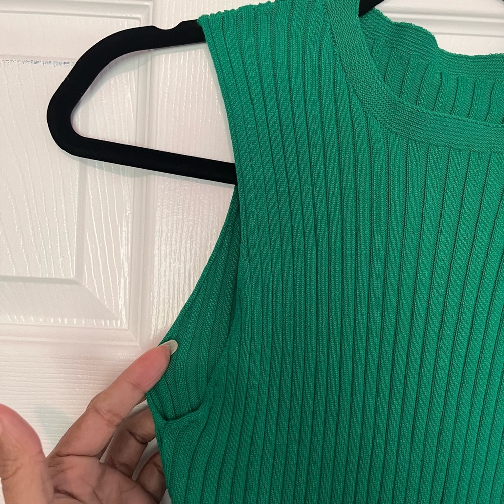 NWOT Ruffle Hem Ribbed Dress - Picture 7 of 8
